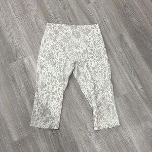 Lululemon Align 21” cropped leggings, size 10